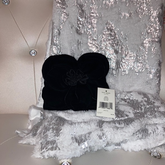 Kate Spade Deluxe Plush Skipper Black Velvet Chain Crossbody Bag - Picture 5 of 14